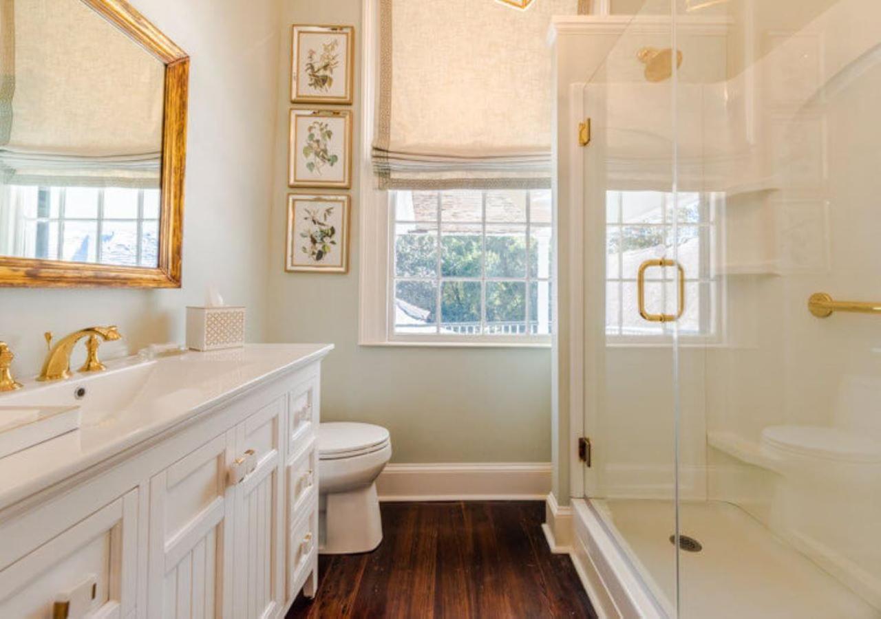 Linden - A Historic Bed And Breakfast Bed & Breakfast Natchez