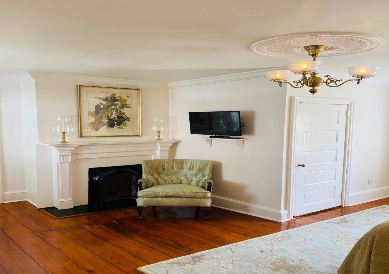 Linden - A Historic Bed and breakfast Natchez